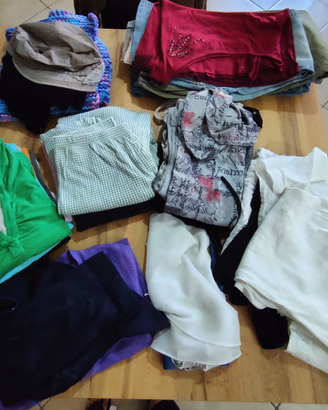 Stock abbigliamento donna taglia S