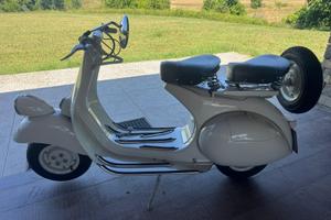 Vespa  “Faro Basso” VN 125 - anno 1956
