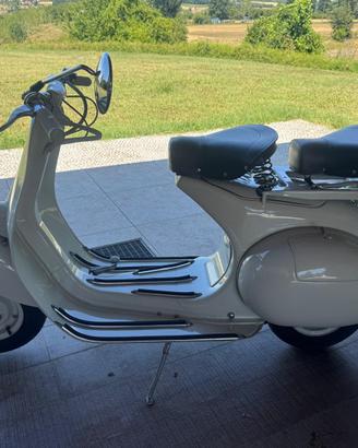 Vespa  “Faro Basso” VN 125 - anno 1956