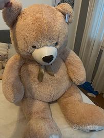 orso di pelouche grande