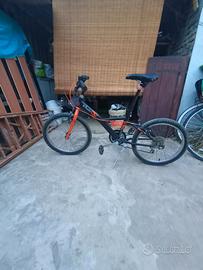 MTB B-twin bicicletta per bambini arancione e nera