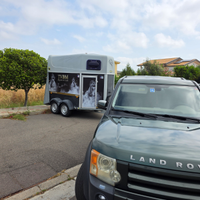 Trailer doppio asse due cavalli