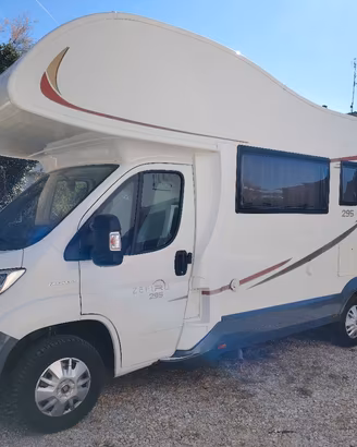  camper Roller team Zefiro 295