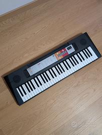 Tastiera Yamaha PSR F50