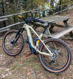 E-Bike Cube Stereo Hybrid 140 HPC SL 625 carbonio