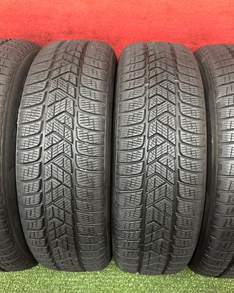 215 65 17 Gomme Inve 2022 Pirelli 95-99% 215 65R17