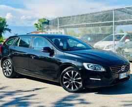 Volvo V60 D3 2017 Geartronic Summum Garanzia 12 me