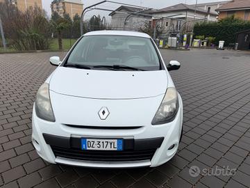 Renault Clio 1.2 16V 5 porte Confort