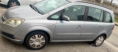 OPEL ZAFIRA 7 POSTI ECONOMICA ED AFFIDABILE 