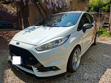 Ford Fiesta ST182 mk7