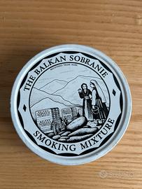 Latta tabacco balkan sobranie vuota