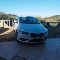 serie 2 Active Tourier 218d