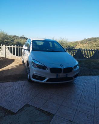 serie 2 Active Tourier 218d