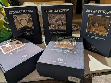 Lotto Libri Einaudi - Storia di Torino / Rel