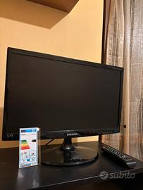 TV LED Samsung 21.5” - NON funzionate