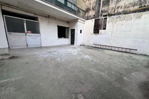 DEPOSITO A MARANO DI NAPOLI