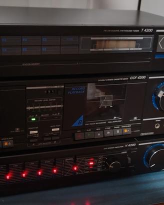GRUNDIG V4200 AMPLI+TUNER+TAPE