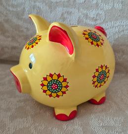 Salvadanaio a forma di maialino in ceramica