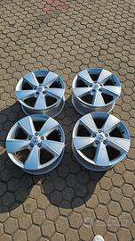 Cerchi in lega Volvo da 17