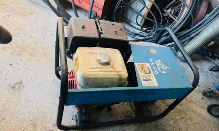 A68 Torre faro e generatore