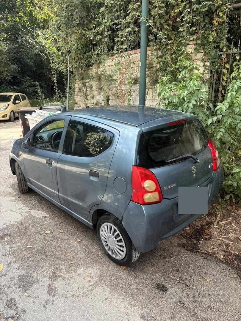 Suzuki Alto 2011 photo 2