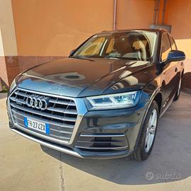 Audi Q5 2.0 TDI 190 CV quattro S tronic Business S