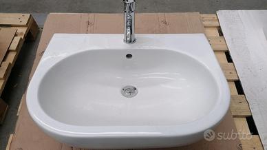 Sanitari nuovi mai usati con miscelatori