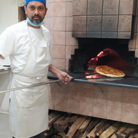 Cuoco aiutante cuoco e pizzaiolo