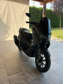 NMAX 125 TECH