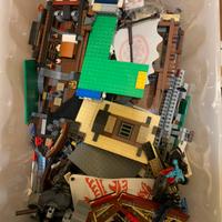 ≈11kg lego smistati + 4 lego set incompleti