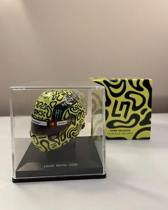Casco Lando Norris 2025 World Champion