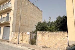 Tv9 Terreno edificabile a villa rosina