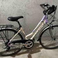 Bicicletta donna 28" da città Coppi Boston.