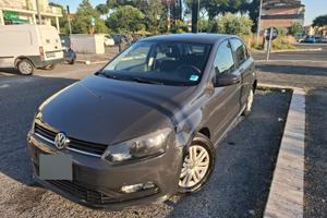 Volkswagen polo veicolo  aziendale