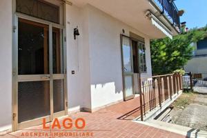 Appartamento di 187 m² con più di 5 locali e box a