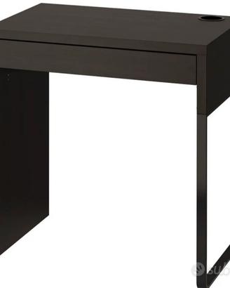 scrivania Ikea micke