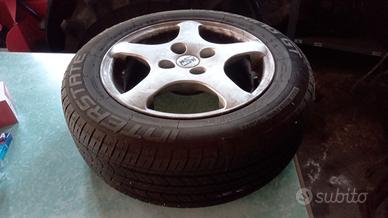 4 Gomme Interstate GT M+S 185/60 R14 82H + cerchi