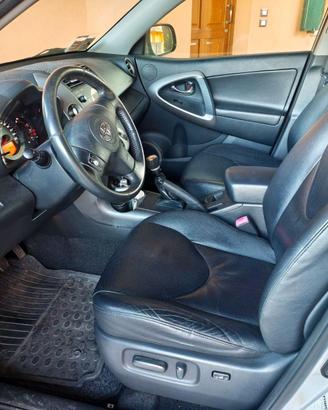 Toyota RAV4 2.2 D-4D 136 CV 4x4 del 2007