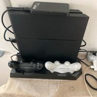 Play station 4 Pro - giochi e 2 joypad