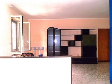 Appartamentoin buono stato a casoria - zona via na