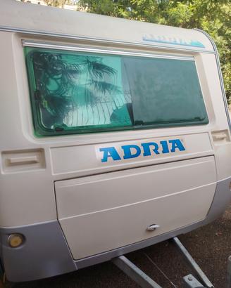 roulotte adria 2001