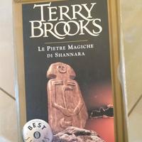 Libro 'Le pietre magiche di Shannara' Terry Brooks