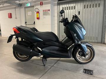 Yamaha X-max 300 Tech Max