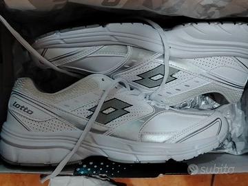 Bellissime sneakers nuove donna 40