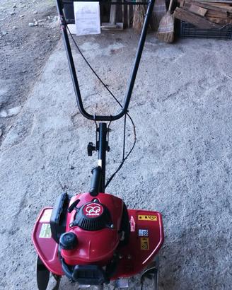 Motozappa Honda 205. Giardinaggio