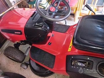 trattorino  rasaerba 