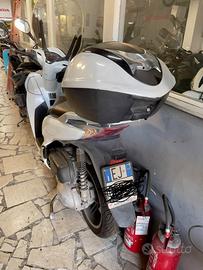 Scooter Honda SH300