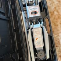 Cric idraulico 2 tonnellate