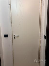 Porte interne legno bianco traforato