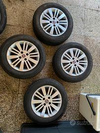 4 Cerchi Lega Fiat R15 Gomme nuove
